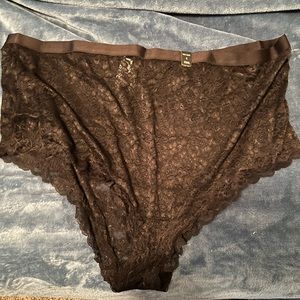 NWT Torrid size 6 black lace panties